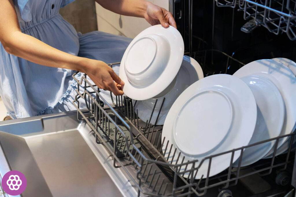 Mitkä astiat voidaan pestä astianpesukoneessa?