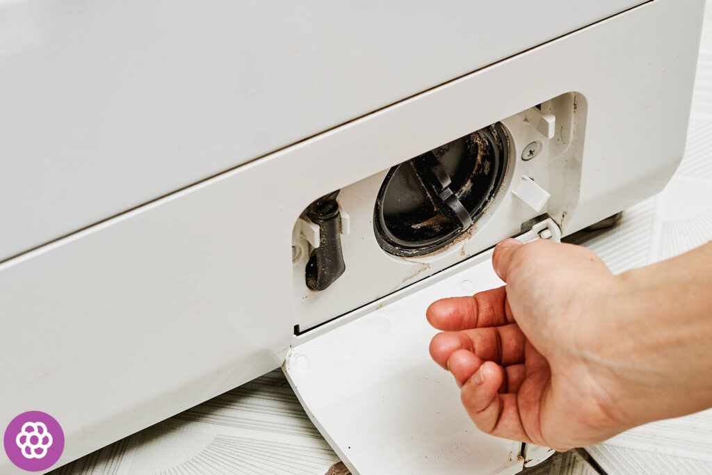 miten puhdistaa pyykinpesukone, joka likaa vaatteet